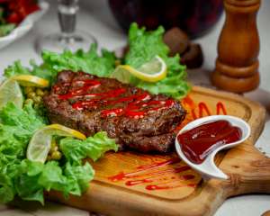 Marinades vs. Dry Rubs Marinades vs. Dry Rubs